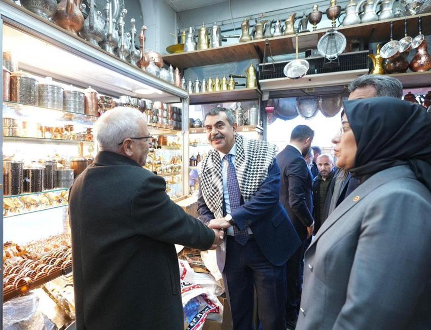 Milli Eğitim Bakanı Yusuf Tekin’den Şanlıurfa’ya peş peşe müjdeler verdi