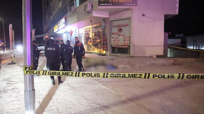 Hatay'da korkunç olay! Eşiyle tartışıp camdan atladığı iddia edilen 5 çocuk babası hayatını kaybetti