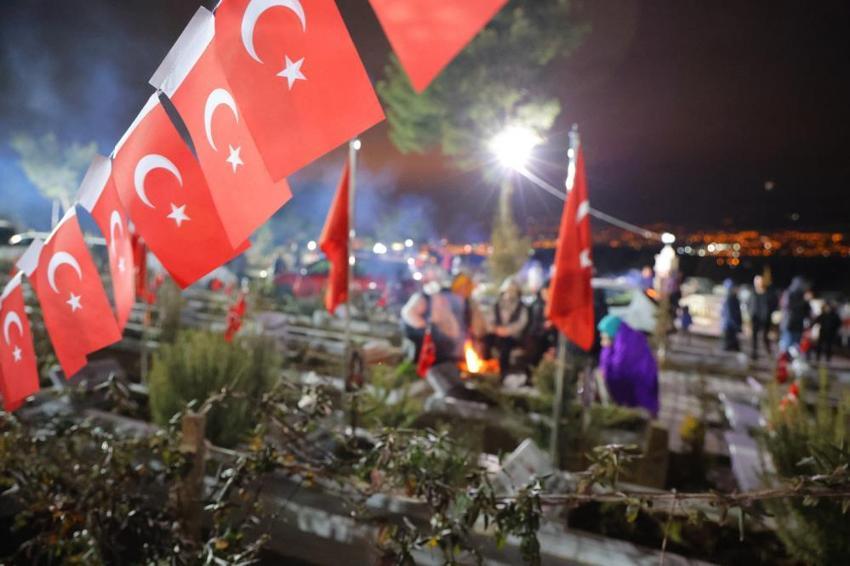 Asrın felaketinde dinmeyen yas! 6 şubat depremlerinin üzerinden 3 yıl geçti