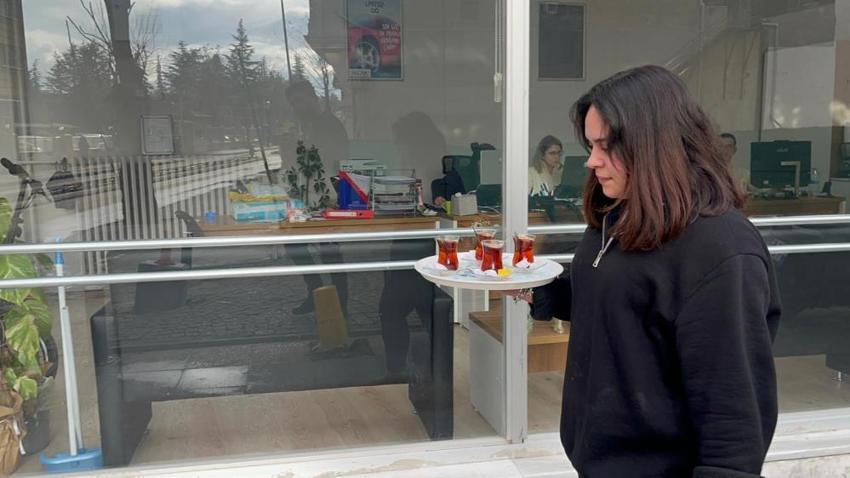 Eskişehir'de 3 sene para biriktirdi! 350 bin TL'ye hayalindeki işi 19 yaşında kurdu