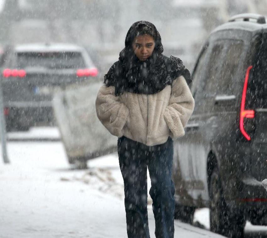 Kar yağışı, sağanak ve fırtına kuvvetli geliyor! Meteoroloji su baskını, yıldırım ve hortum karşı uyardı