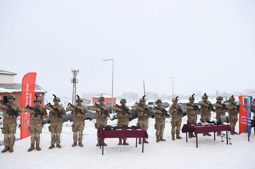 Muş’ta Sporla Isınan Gençlik! Şehirde Kar Festivali renkli görüntülere sahne oldu