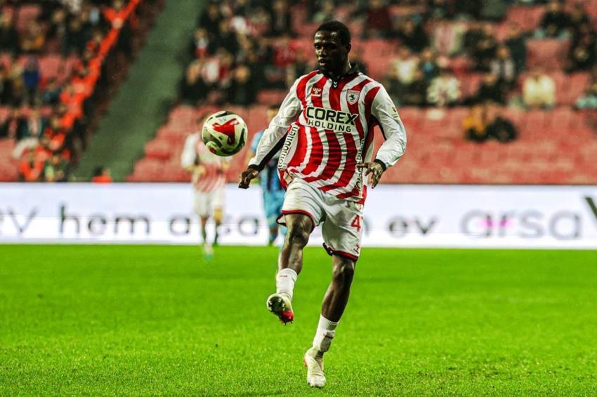 Samsunspor kaybetti Başkan Yıldırım çıldırdı: 'Bazı futbolcular bu formayı hak etmiyor'