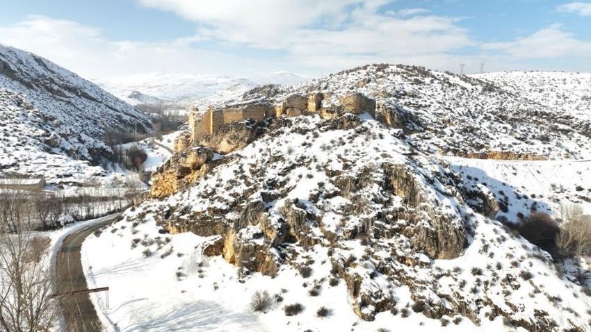 Kahramanmaraş'ta bu kış ilk kez görüldü: Gören hayran kaldı