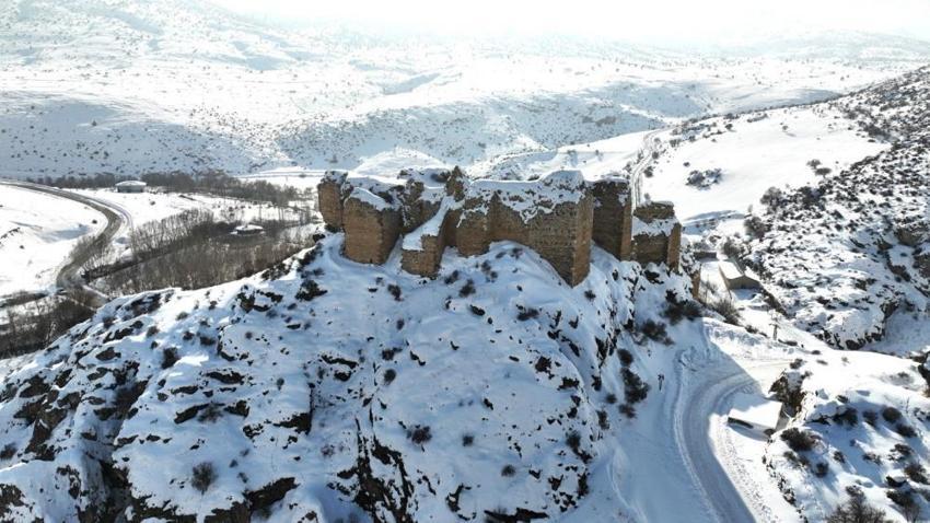 Kahramanmaraş'ta bu kış ilk kez görüldü: Gören hayran kaldı