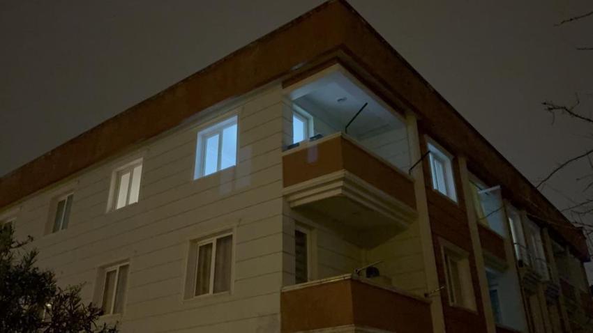 Balkonda ne yaptığını fark etti: Samsun'da ablasını kanlar içerisinde bıraktı!