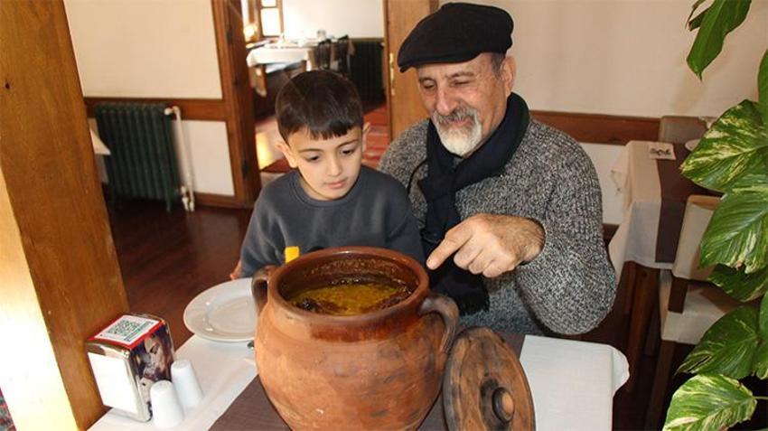 Amasya'nın damak çatlatan lezzeti! Tarihi 2 bin 500 yıl öncesine dayanıyor, pişmesi 12 saat...