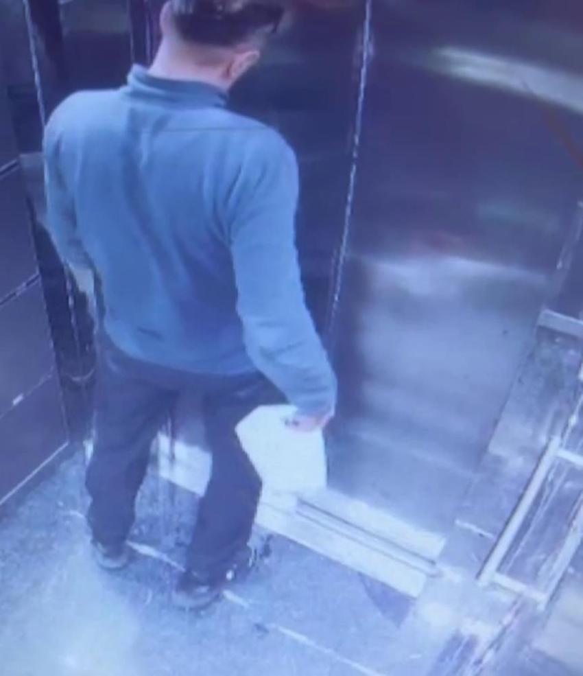 Asansördeki idrar kokusu apartman yönetimini harekete geçirdi! Takılan kamera ile gerçek ortaya çıktı