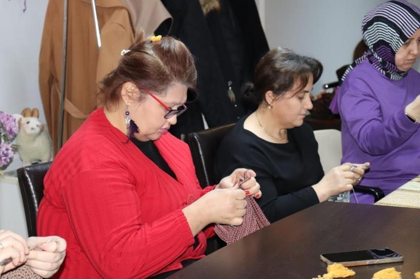 Denizli'de kadınların gelir kapısı oldu! Ücretsiz kurslarla yapıldı