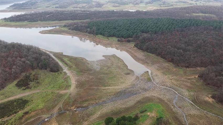 İstanbul'da tedirginlik yaratan görüntü! Rengi kırmızıya döndü