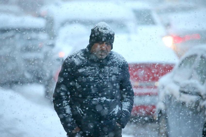 Kar yağışı, fırtına ve sağanak kuvvetli geliyor! Prof.Dr. Orhan Şen İstanbul için tarih verdi