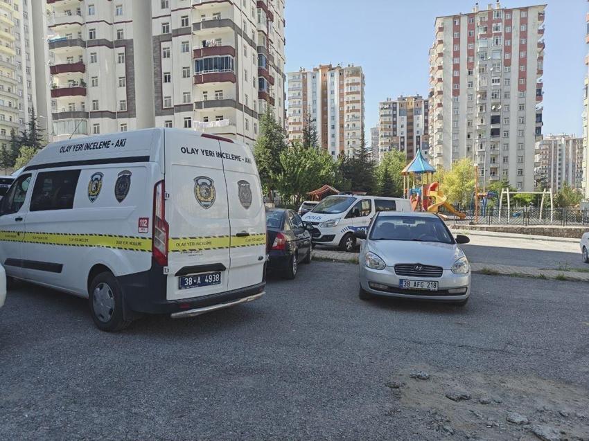Kayseri'de bina görevlisini öldüren şahıs hakim karşısında: Beni bayıltıp kullanıyordu