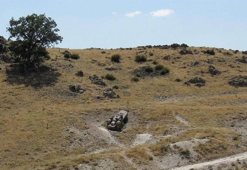 Konya Beyşehir'deki 72 tonluk sır! Dağ yamacında 3 bin 500 yıldır nöbet tutuyor
