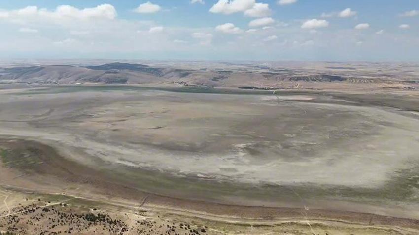 Konya'da sevindiren haber! Karlar eriyince kuruyan göl yeniden su tutmaya başladı