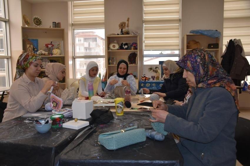 Onu Gaziantep ayakta tutuyor: 57 yaşında hayata tutunmak için bunu yaptı