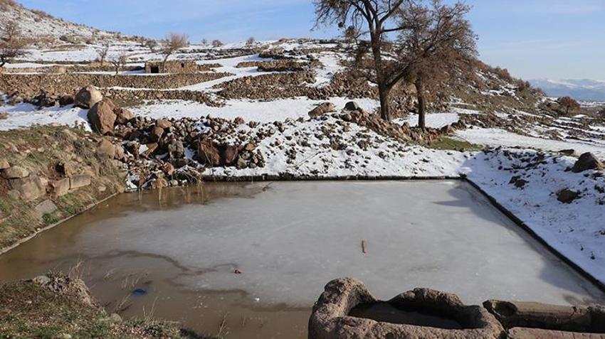 Defineciler bin yıllık tarihi talan etti! Kayseri'deki 'Roma Havuzu' kurtarılmayı bekliyor