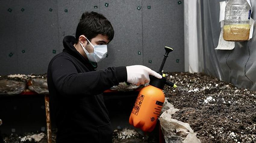Geleceğin mühendisleri burada yetişiyor: Robot yapıyorlar, mantar üretiyorlar, güneşten elektrik alıyorlar