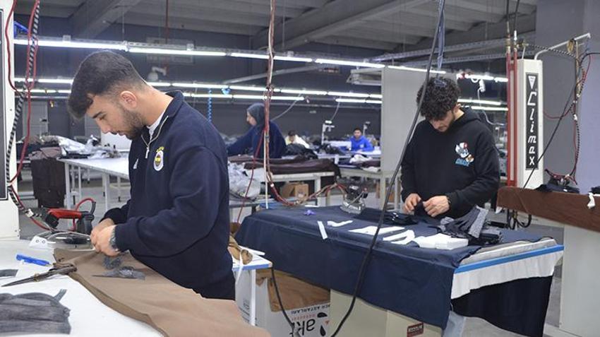 İzmir'de öğrendi Muş'ta devlet desteğiyle fabrikasını açtı! Yüzlerce kişiye istihdam sağlayıp 11 ülkeye ihracat yapıyor