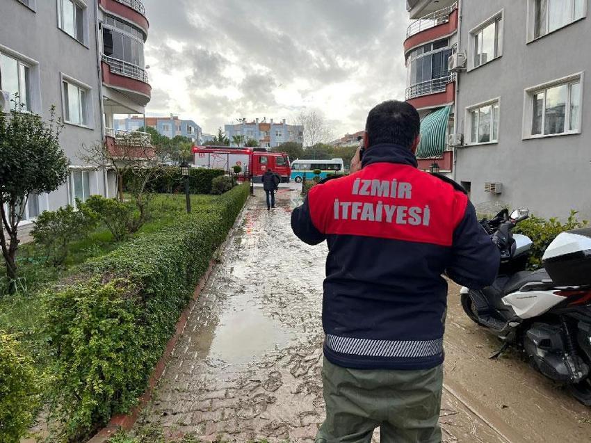 Meteoroloji'nin sarı kodlu uyardığı İzmir'de dere taştı, vatandaşlar çaresiz kaldı: Televizyonda izlerdik, başımıza geldi