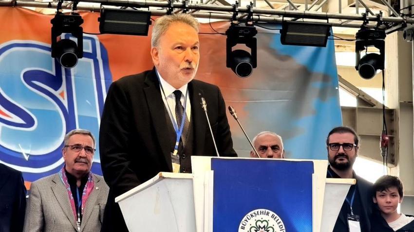 Ege'de Karadeniz rüzgarı! Muğla'da binlerce kişi hamsi kuyruğuna girdi