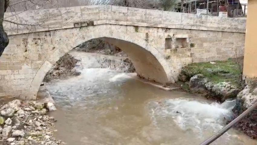 Adıyaman’da 4’üncü Murat’ın yaptırdığı 380 yıllık caminin altındaki su 16 yıl sonra yeniden akmaya başladı