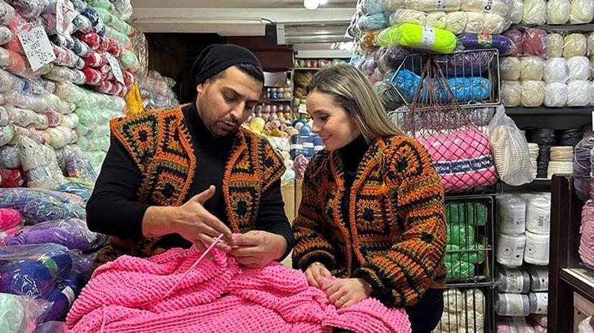 Hobisini iyiliğe dönüştürdü! Köy okullarındaki öğrencileri ısıtıyor