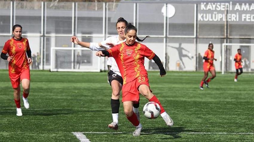 Gol yağmuru, büyük zafer! Kayseri Kadın FK şampiyon oldu