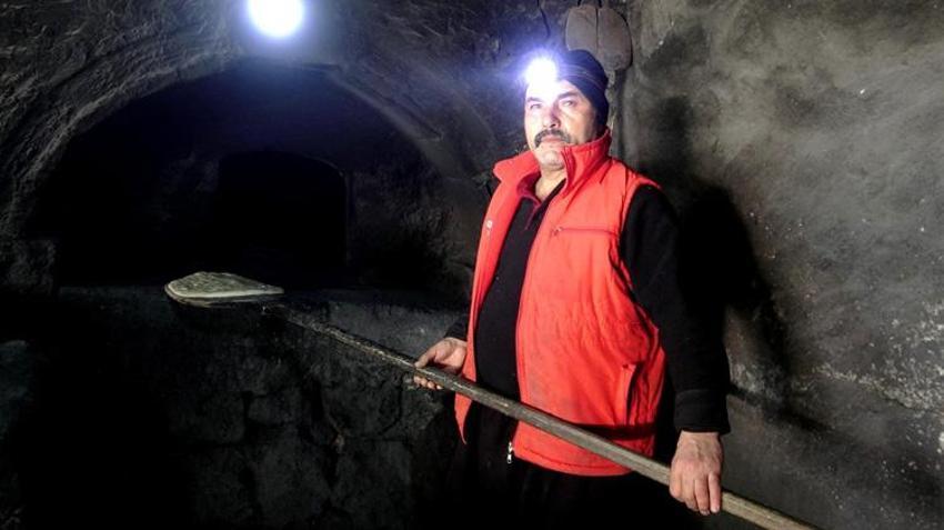 İmece usulü yapıp satıyorlar! Kendi buğdaylarını öğütüp kazanca dönüştürdüler