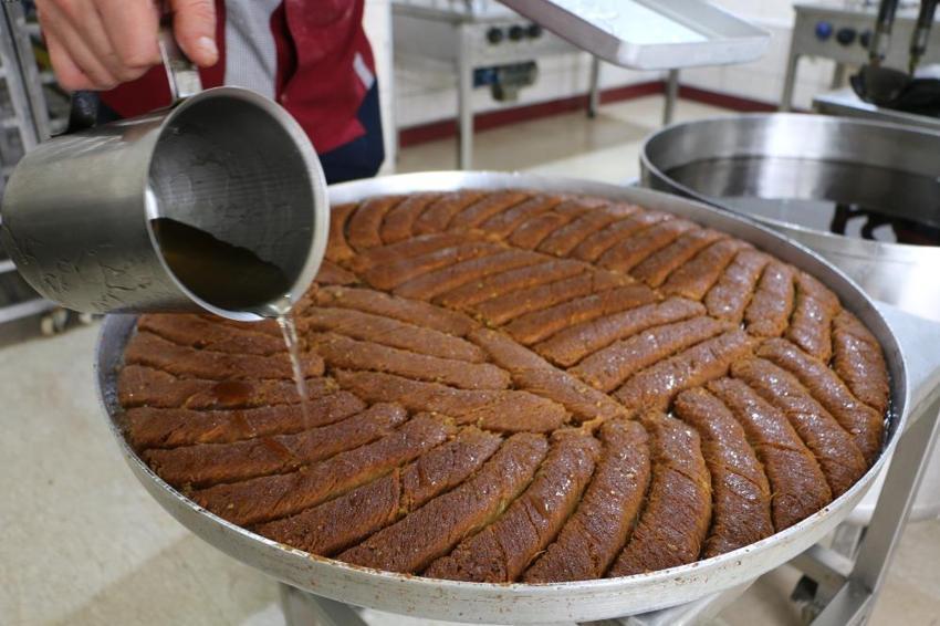 Diyarbakır'ın kadayıfçılarında Ramazan hareketliliği başladı: Hedef 25 ton satış yapmak