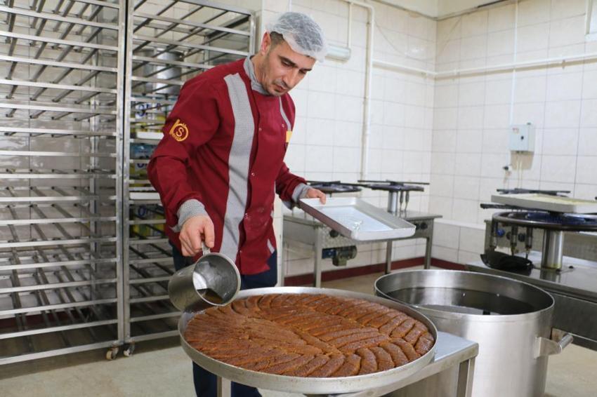 Diyarbakır'ın kadayıfçılarında Ramazan hareketliliği başladı: Hedef 25 ton satış yapmak