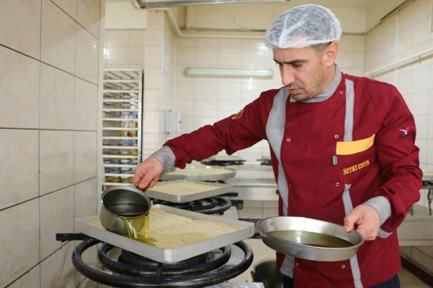 Diyarbakır'ın kadayıfçılarında Ramazan hareketliliği başladı: Hedef 25 ton satış yapmak