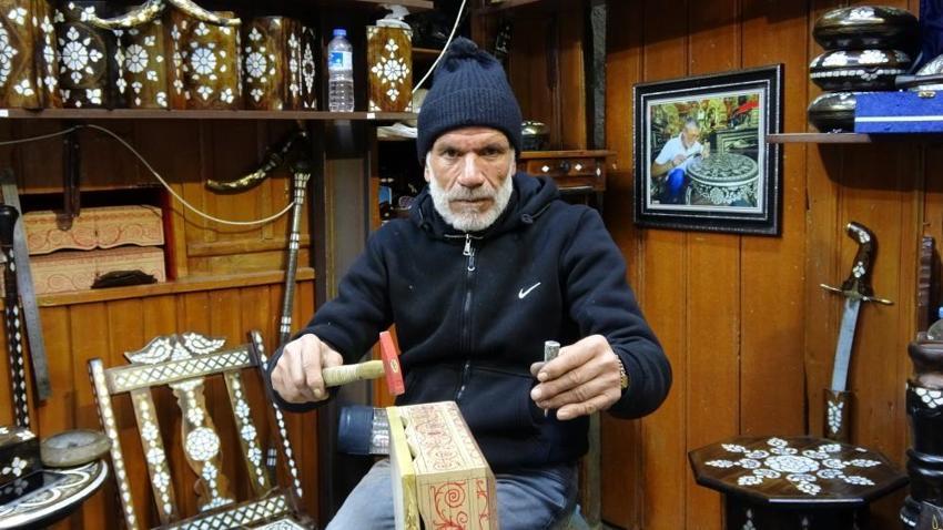 Gaziantep'in sayılı ustalarından! Ürettiği eserlere Avrupa’dan talep yağıyor, turistler hayran kalıyor