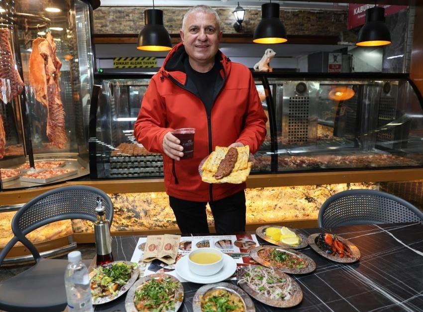 Ramazan için geri sayım başladı: Adana’da kebapçılar zırh başı yaptı!