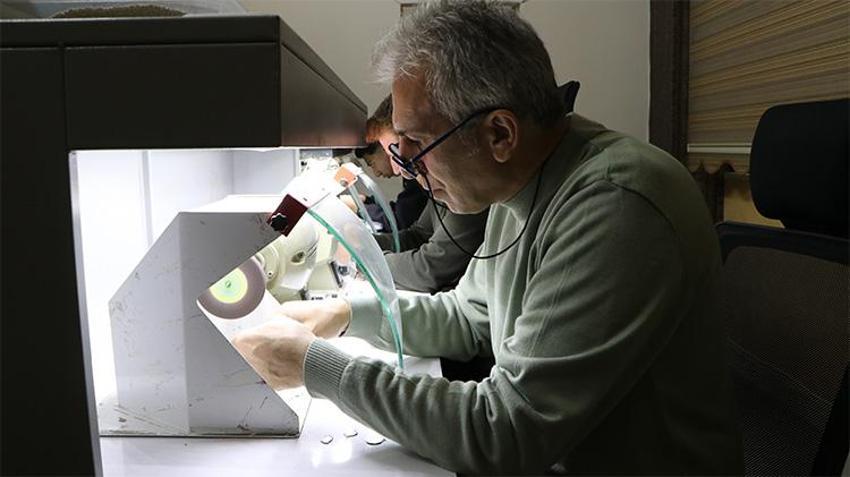 3 bin yıllık savat geleneği usta ellerle geleceğe taşınıyor! 'Van için çok önemli bir değer'