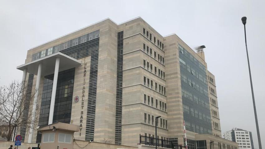 Elazığ'da 16 yaşındaki çocuk babasını öldürüp annesini yaraladı! Mahkemede her şeyi tek tek anlattı