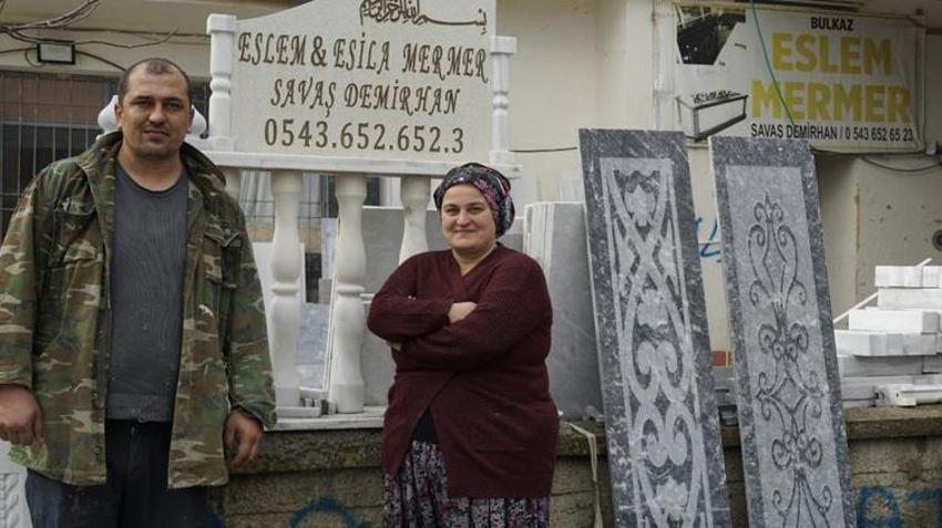 Sosyal medyada tanıştığı eşi hayatını değiştirdi! Denizli'nin tek kadın mermer ustası oldu