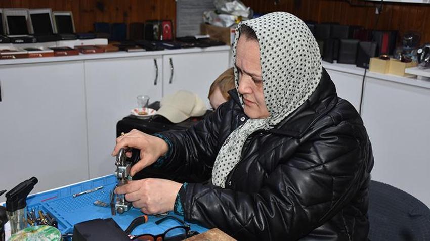 Çırak yok aşk var! 50 yıldır zamana direniyor: 3 çocuğumu bu meslek sayesinde büyüttüm