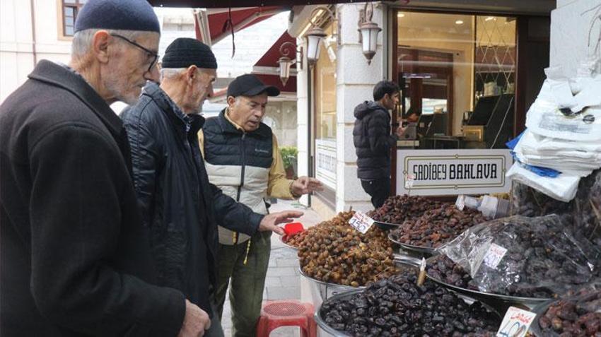 Sakarya’da hurma tezgahlarında 'İsrail' hassasiyeti