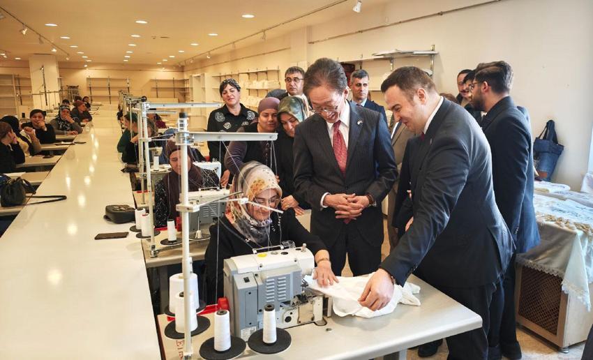 Yerel Projelere Hibe Programı! Japonya Büyükelçiliği’nden Ahlat’ta kadın istihdamına destek