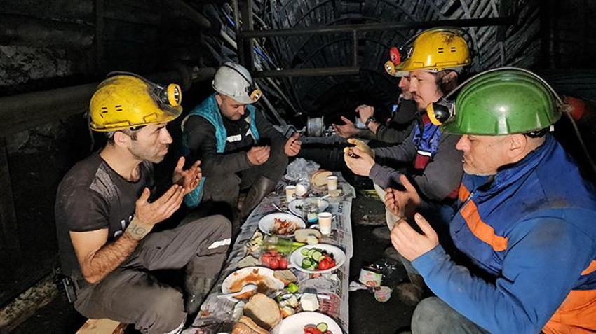 Zonguldak'ta madencilerin yerin 120 metre altında ilk sahur heyecanı