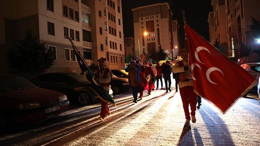 Nevşehir'de ilk sahura tarihi dokunuş: Mehter marşlarıyla uyandılar!