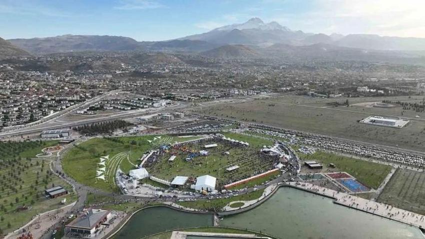 Kayseri'nin en büyük camisi olacak: İsmini vatandaş belirledi