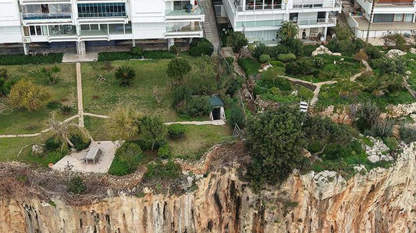 Antalya'nın gündemini sarsan yapılar için karar verildi! Tek tek kapılarına mühür vuruldu