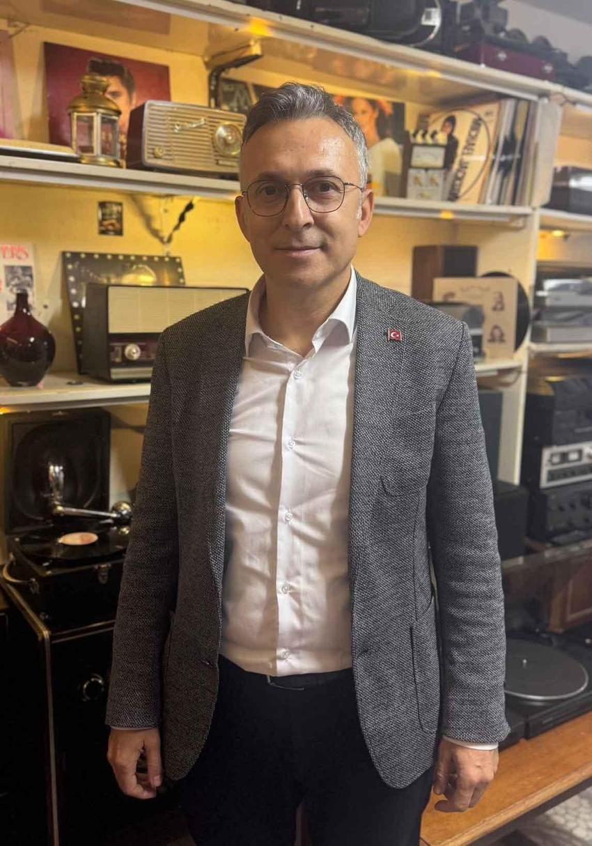 Z kuşağının yeni tutkusu oldu, fiyatları 500 bin liraya kadar çıktı! İstanbul’un antika ustaları dünyaya meydan okuyor