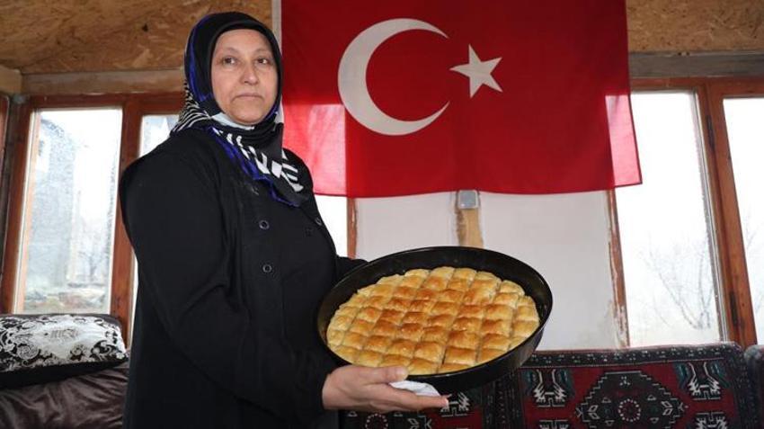 Unutulmaya yüz tutmuştu! Sivaslı anne-kız o lezzeti yaşatmaya devam ediyor