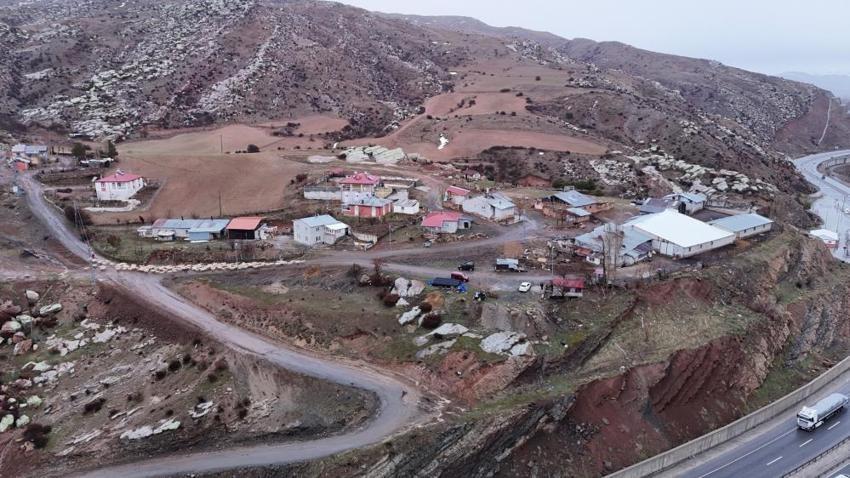 Unutulmaya yüz tutmuştu! Sivaslı anne-kız o lezzeti yaşatmaya devam ediyor
