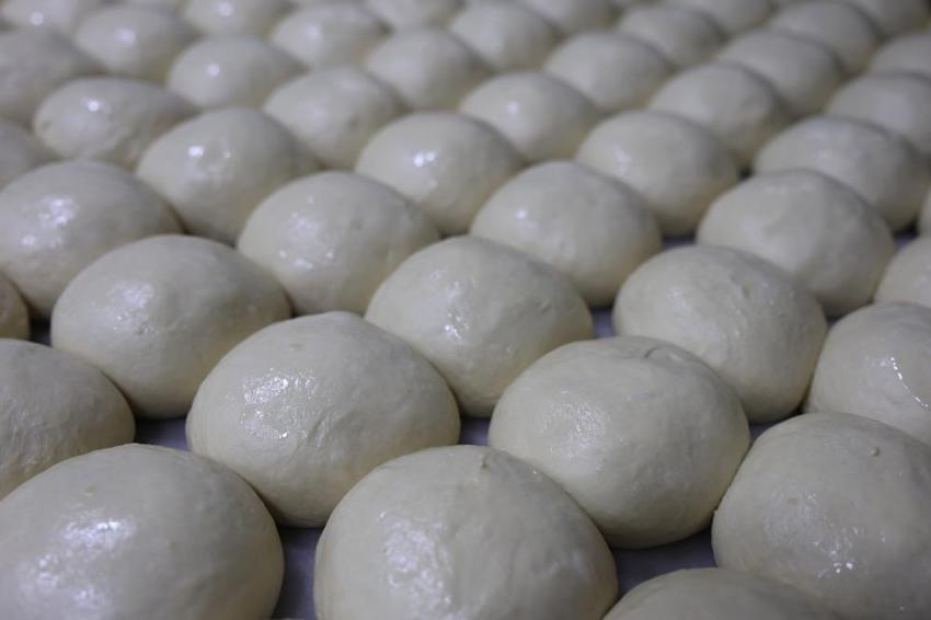 Elazığlılar bu tadı bekliyor! Yapımı saatler sürüyor, iftarda saniyeler içinde tükeniyor