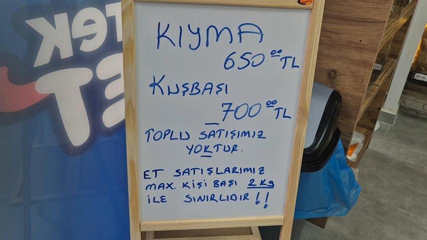 Ucuz et satışına yoğun ilgi: 650 TL'ye kıyma, 700 TL'ye kuşbaşı