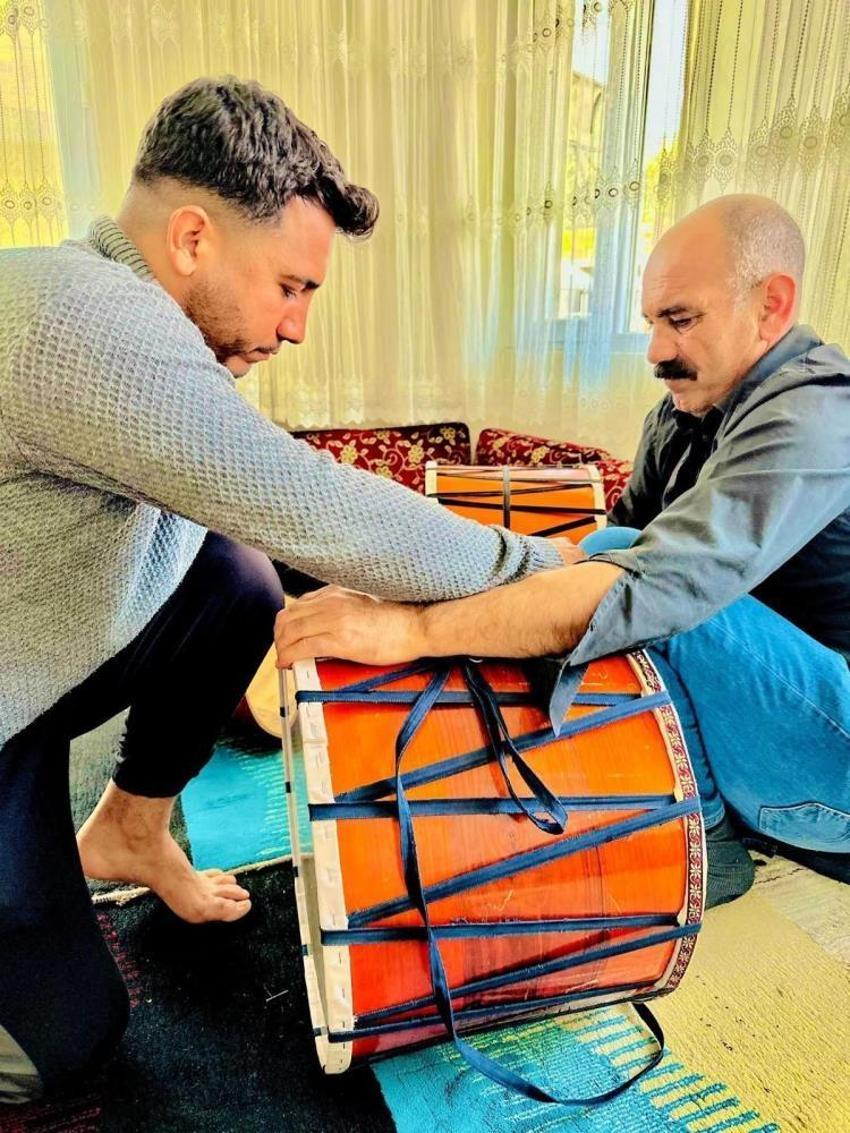 Çevre illerden talep yağıyor! Babasından öğrendi, 40 yıldır geçimini sağlıyor