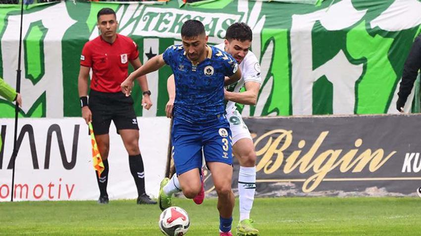 Menemen FK Play-Off'tan kopuyor! Son 5 maçında 4 yenilgi ve 1 beraberlik alarak çöküşe geçti